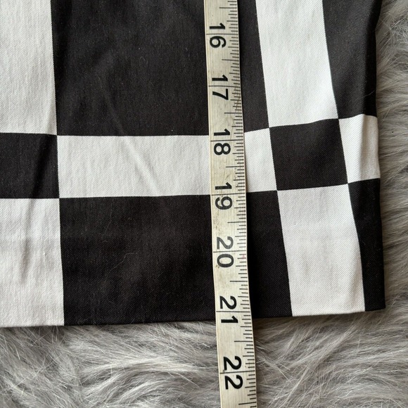HALOGEN Skirt Sz 6P Petite Black White Square Knee Length Pencil Zip Back Womens - Picture 8 of 8